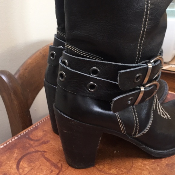 Tentazione Black Leather Boots - Picture 3 of 7